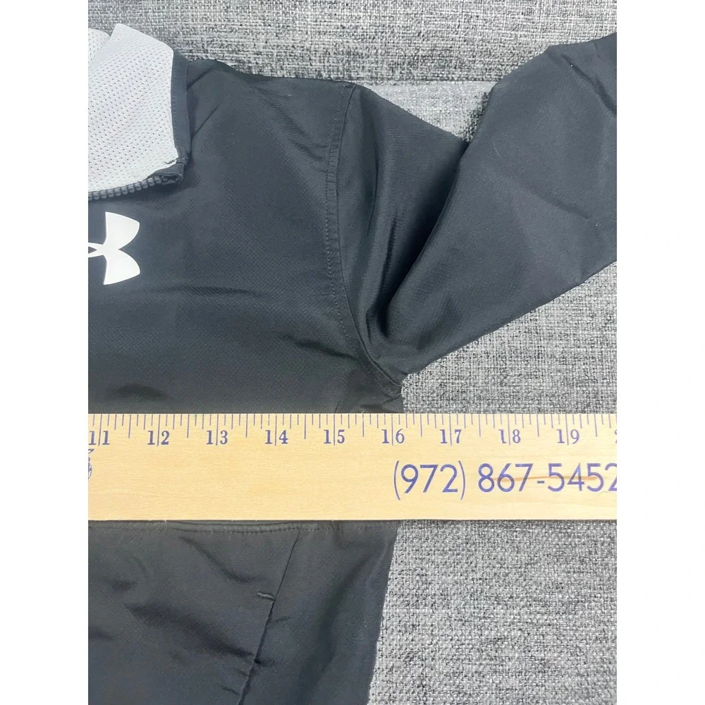Under Armour Boys Black White Quarter Zip Windbreaker Jacket YXS 1300099-002